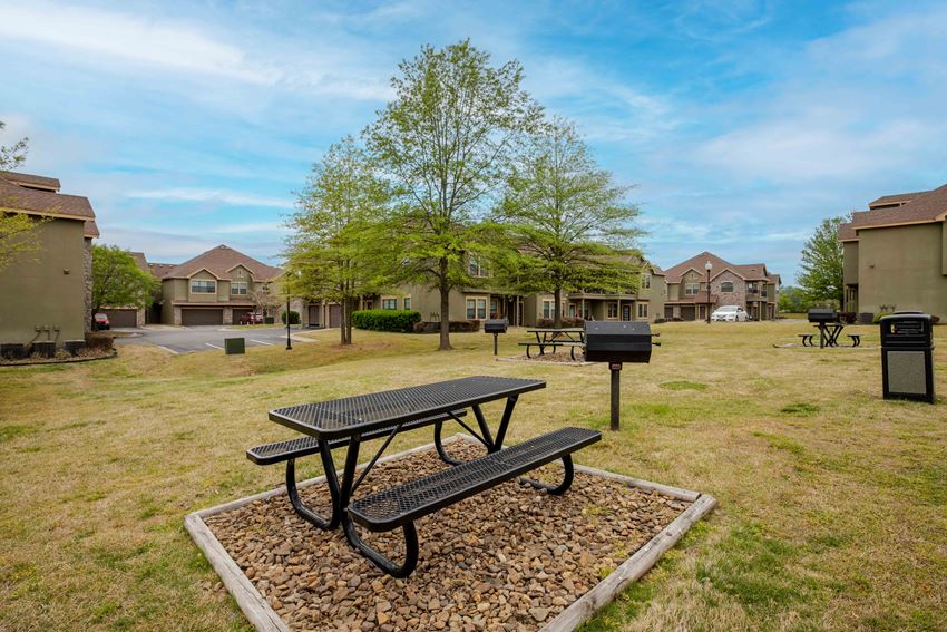 Parc At Rogers Apartments, 513 S Dodson Rd, Rogers, AR RentCafe